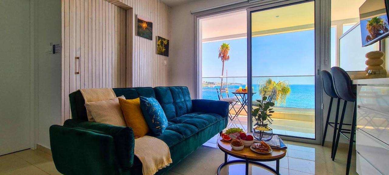 Phaedrus Living: Seaview Emerald Flat Lighthouse 48 Apartament
