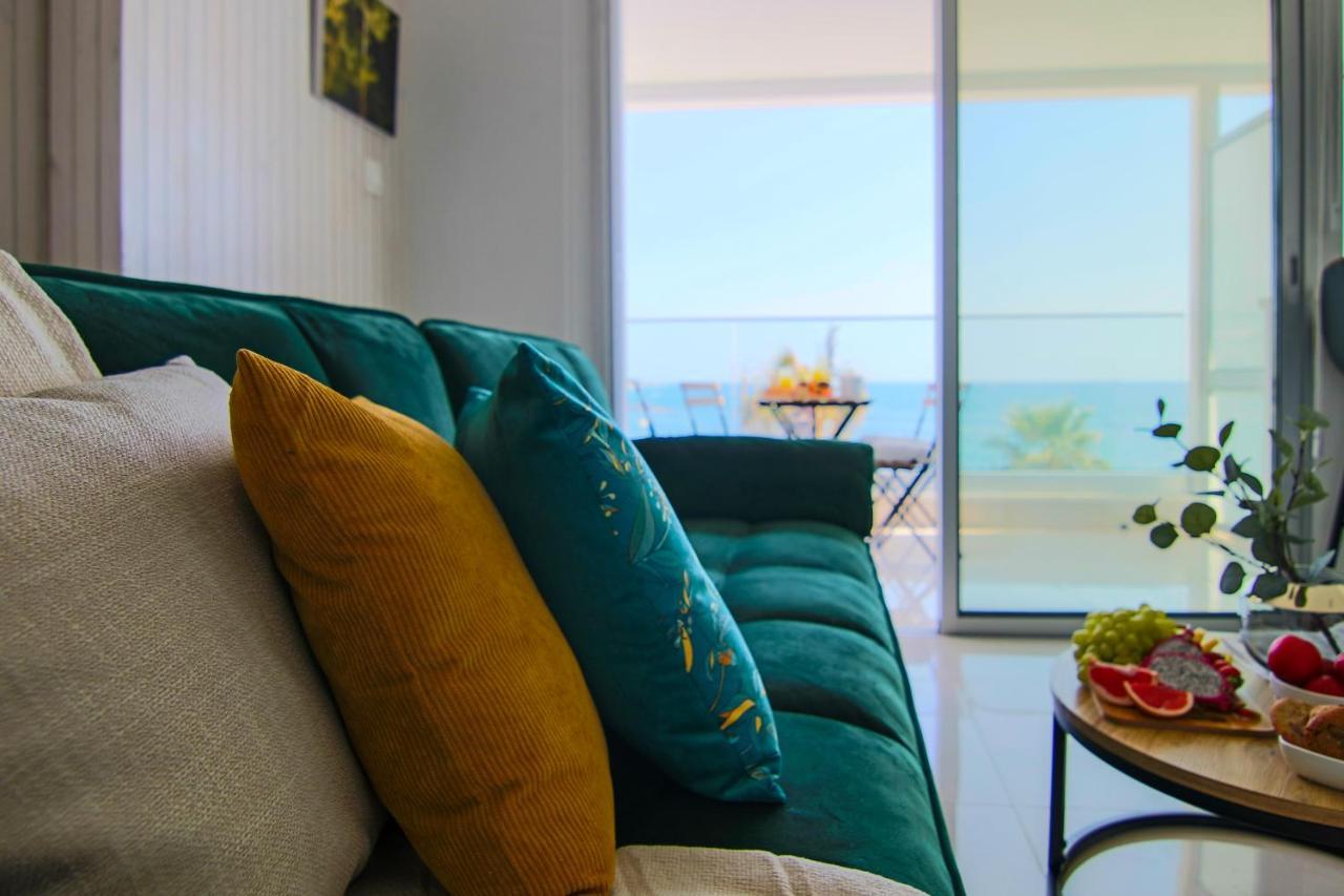 Phaedrus Living: Seaview Emerald Flat Lighthouse 48 Apartament *