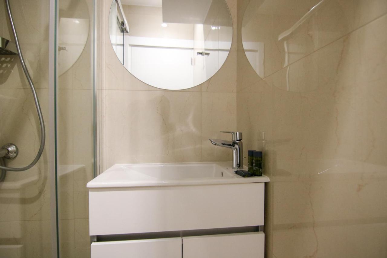Phaedrus Living: Seaview Emerald Flat Lighthouse 48 Apartament *